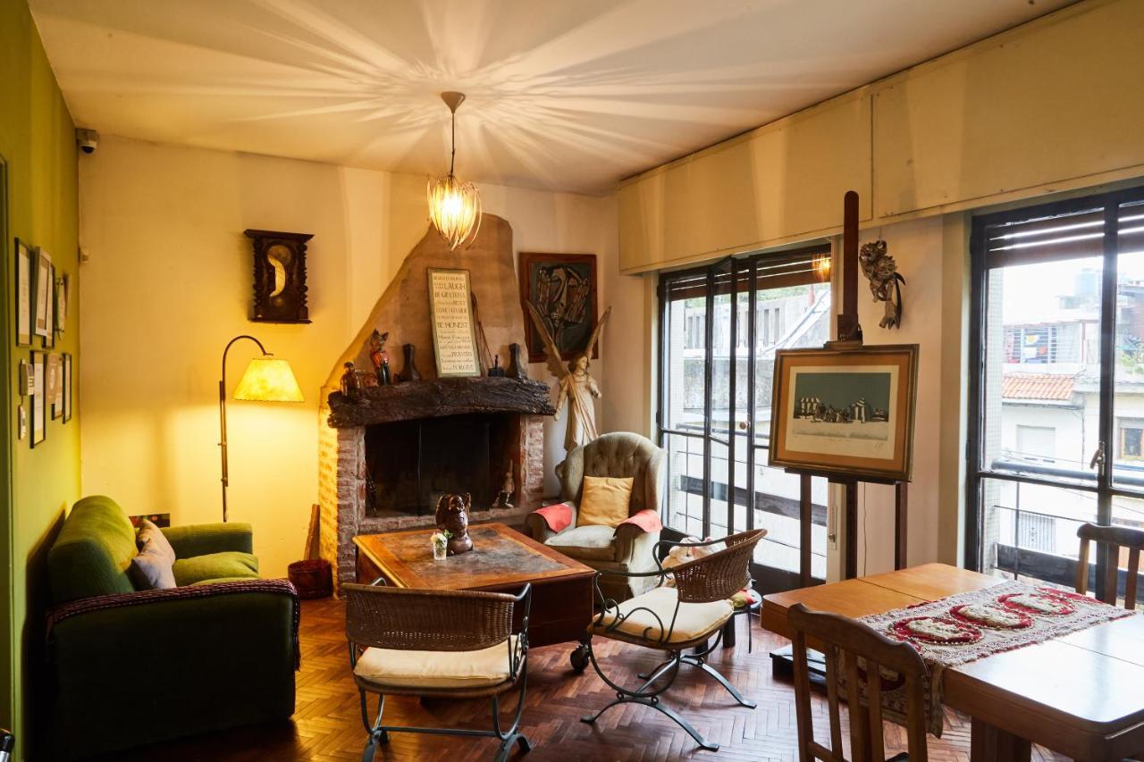 Una Noche Mas B & B モンテビデオ エクステリア 写真