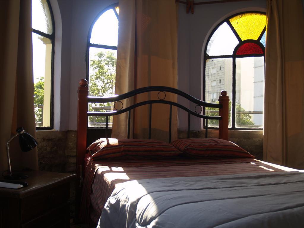 Una Noche Mas B & B モンテビデオ 部屋 写真
