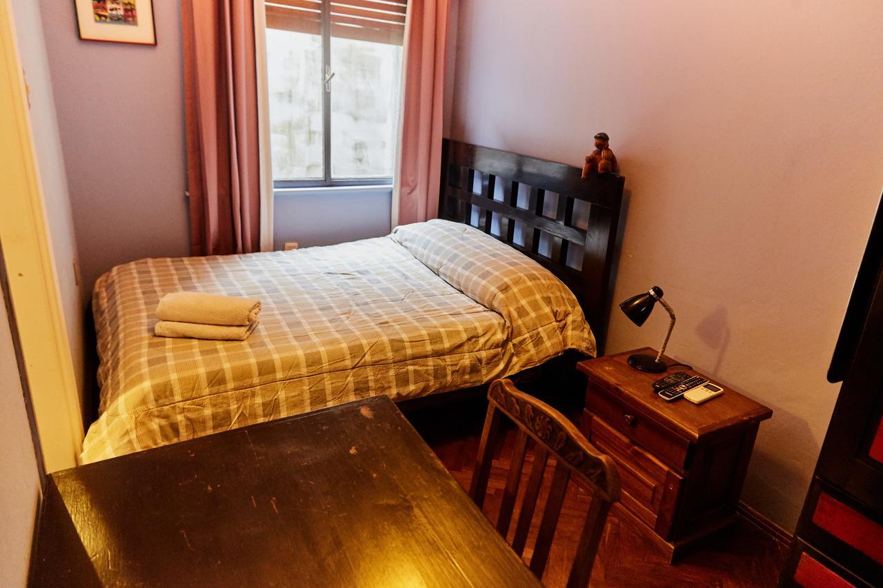 Una Noche Mas B & B モンテビデオ エクステリア 写真
