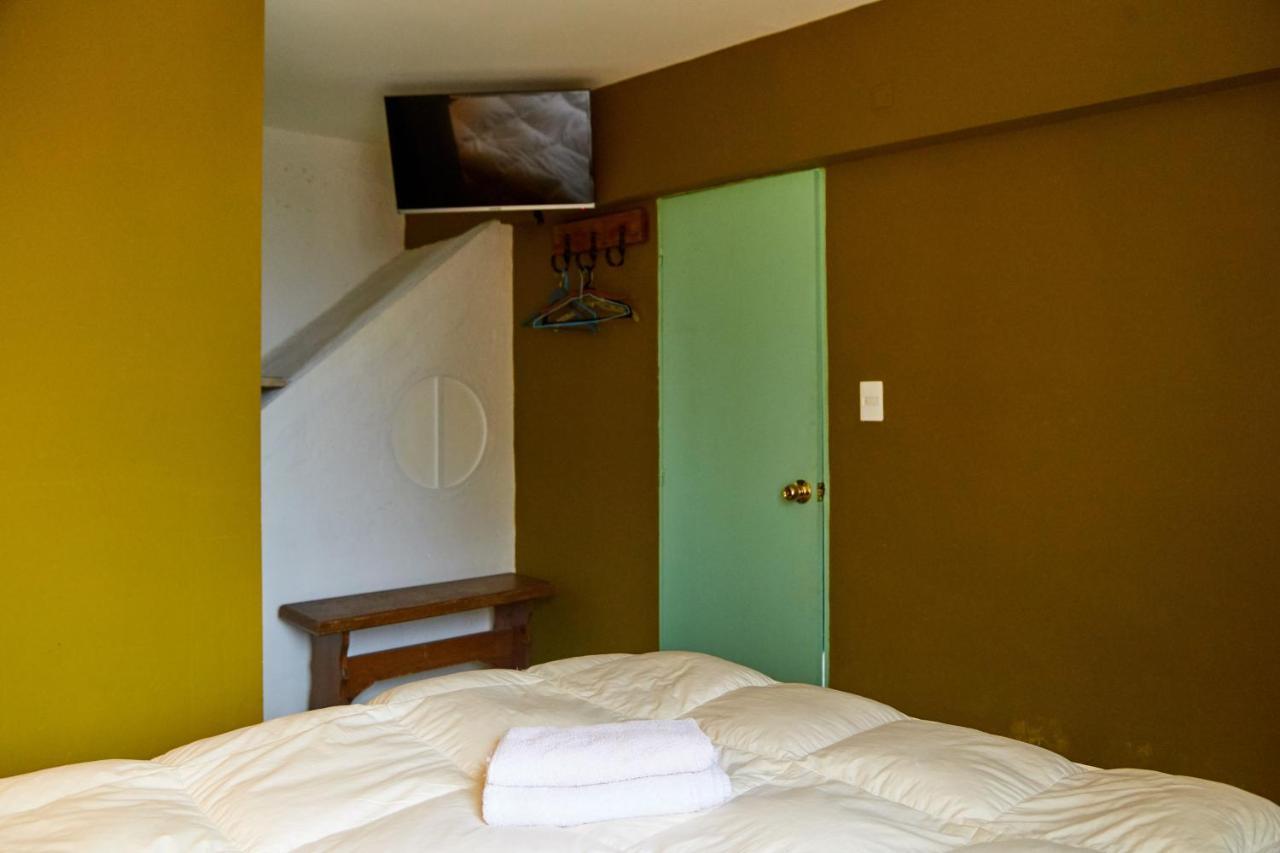 Una Noche Mas B & B モンテビデオ エクステリア 写真